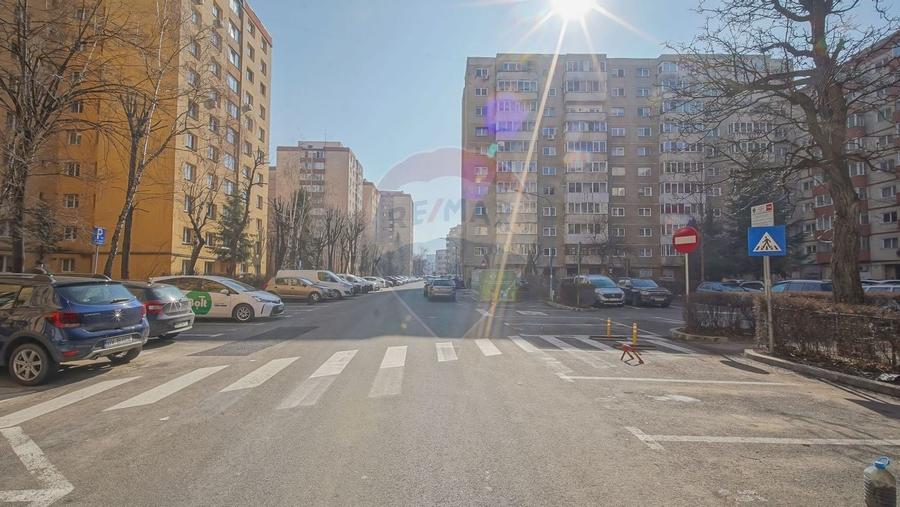 Apartament cu 3 camere de vanzare pe Mircea cel Batran - 20