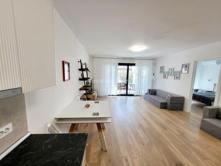 Apartament luminos cu doua camere in Arcadia