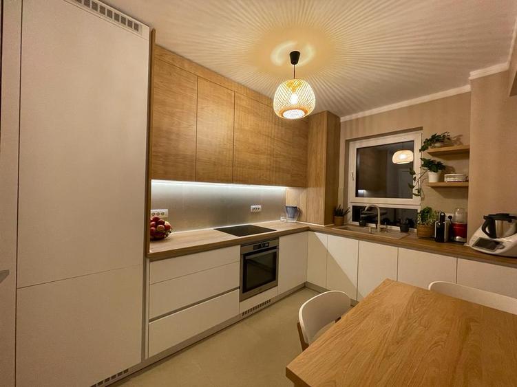 Garsonieră în clădire cu 3 etaje - 1