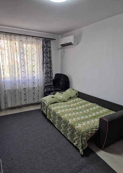 Garsonieră decomandată în Berceni