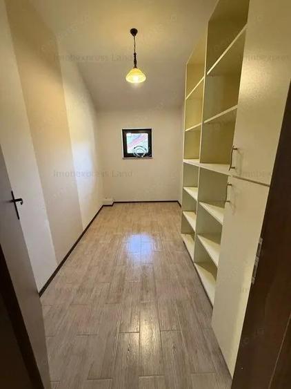 Casa pentru firma sau Familie in zona Mehala Aproape de strada Cetatii - 3