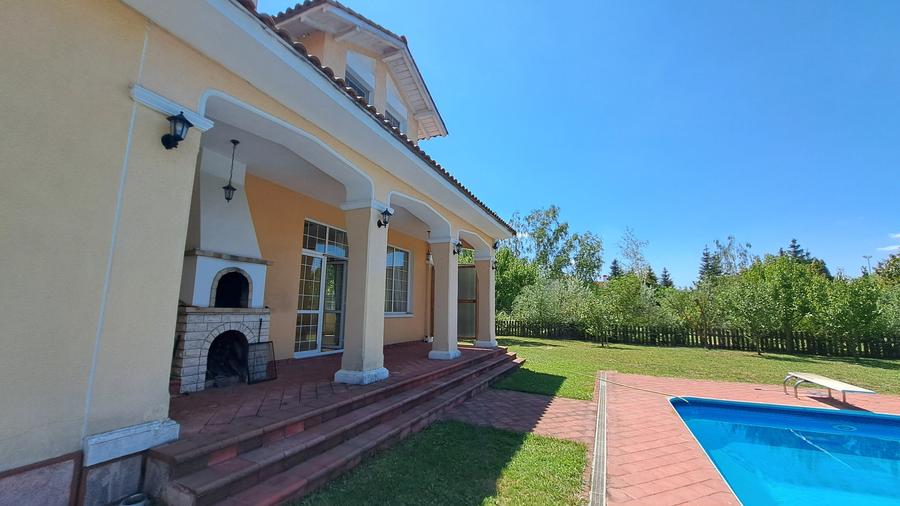 VILA LUX  CU PISCINA PROPRIE IN COMPLEX REZIDENTIAL CU CIRCUIT INCHIS - 8