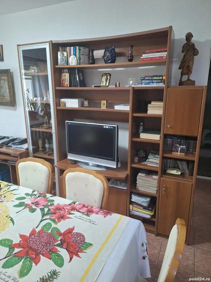 Vind apartament 4 cam D-na Ghica ,sect 2 Bucuresti - 1