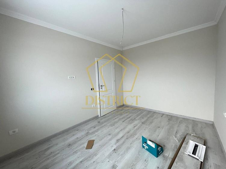 Casa despărțită prin garaj cu 5 camere | Giroc - 5