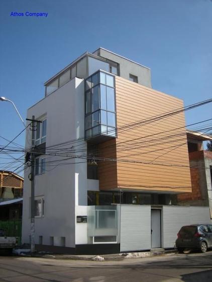 Vila cu 2 etaje si mansarda in zona Mihalache- Calea Grivitei - 1