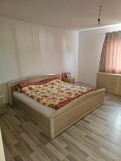 Casă 4 camere cu teren generos de 1400 mp - 4