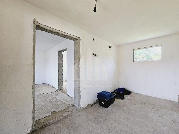 Casa individuala | Semifinisata | 181 mp | 1200 mp teren | Paclisa - 3