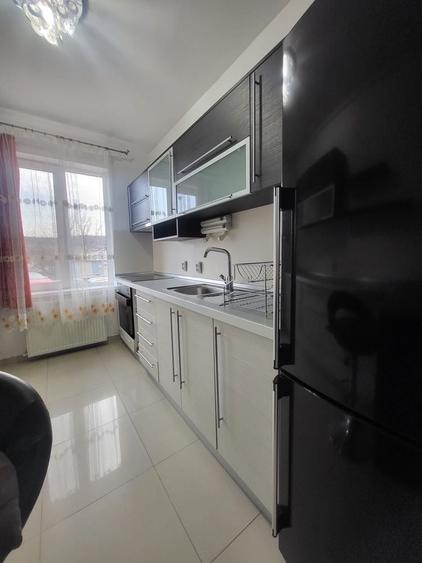 Inchiriez apartament 2 camere Baciu - 6