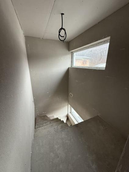 Duplex de vanzare in Floresti ,zona Manastirii Taut 120mp utili teren 250mp - 12