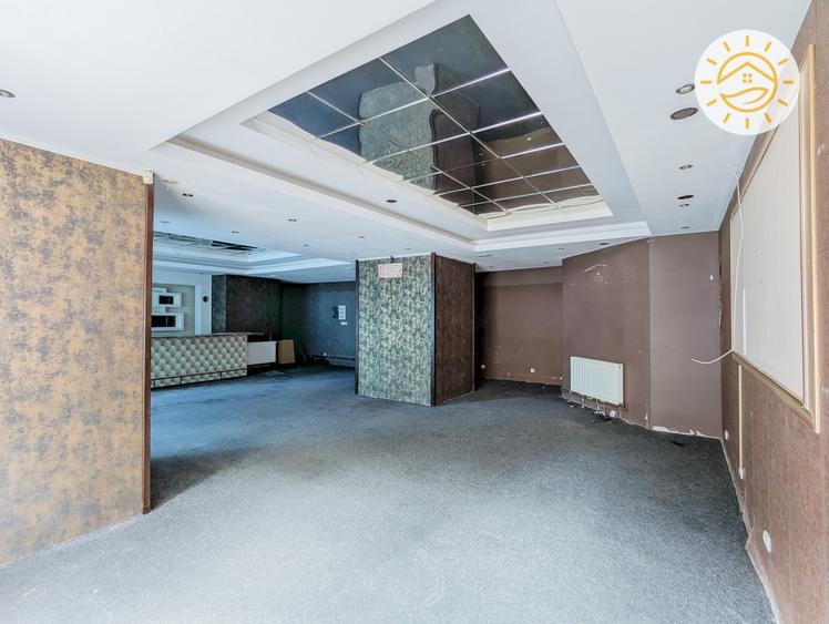 Spatiu comercial larg 120mp cu vitrina la strada - 2