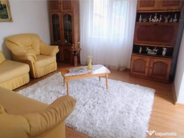 Casa renovata 4 camere cu teren 1800m Smeeni - 2