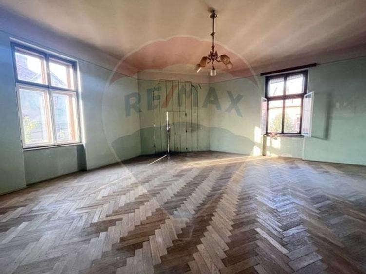 Apartament vila Gothic Revival, str. Banatului, nr. 5 Sibiu - 1