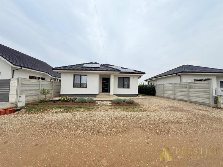 Casa noua cu 3 dormitoare de vanzare fara TVA in Santandrei - Bihor - 2