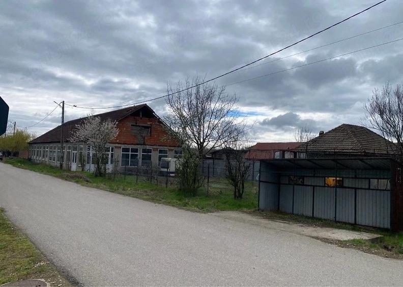 Inchiriez cladire 400mp+teren400mp. Locatie Garla Mare - 3