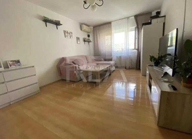 3 camere 4/4, 69mp, Gorjului Str. Rosiorii de Vede.