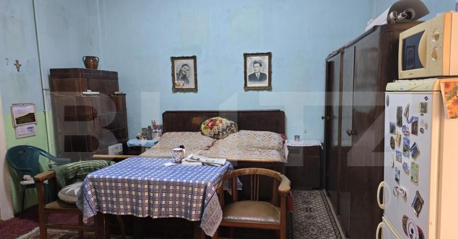 Casa de vanzare, 6 camere, 137 mp, teren 579 mp, zona semice - 19