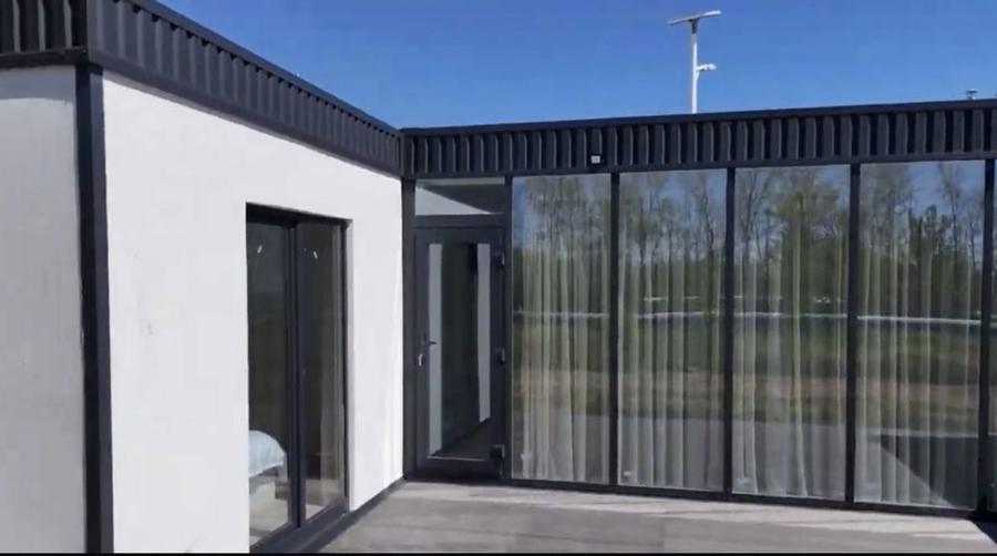 Vanzare imobil primul rand la mare ! 2 Mai - 7