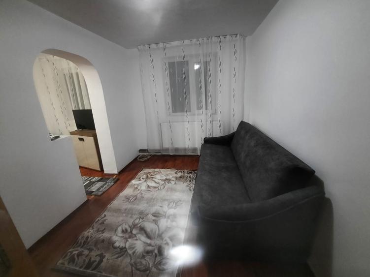 Vand/Inchiriez apartament 2 camere Gaesti - 4