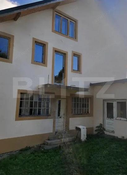 Casa spa?ioasa ideala pentru re?edin?a , casa de vacan?a sau pensiune - 11