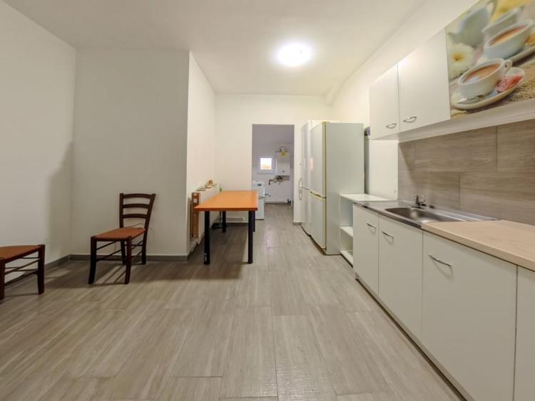 Proprietate ideala pentru Hostel/Cazare zona Auchan Bacau - 8