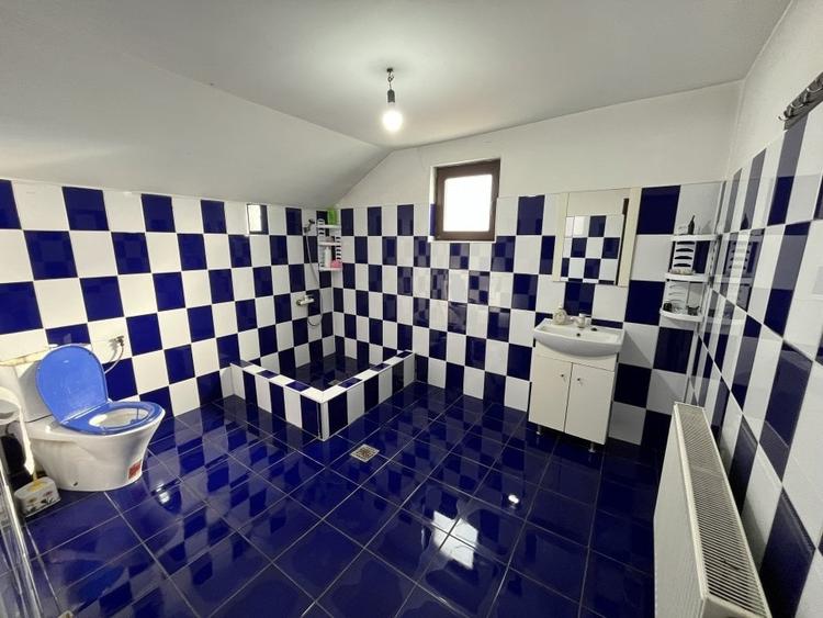 Exclusivitate! Vila P+M inalta, 5 camere, Valu lui Traian! - 16