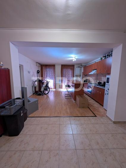 De vanzare apartament 3 camere Buna Ziua parter Inalt - 3