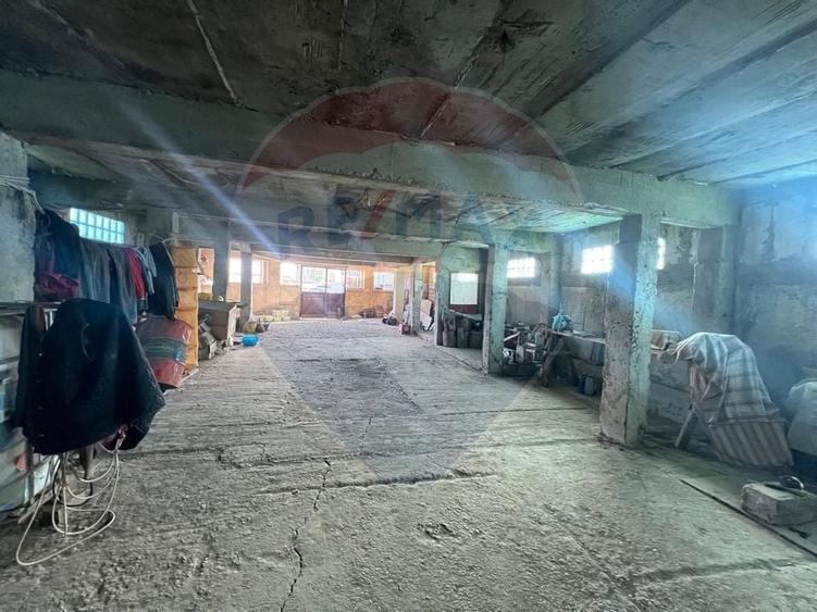 Casa cu 6 camere de vanzare - 4