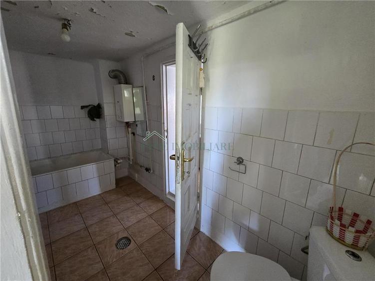 Vand casa la curte,teren 300 mp, Giulesti, sector 1. - 9