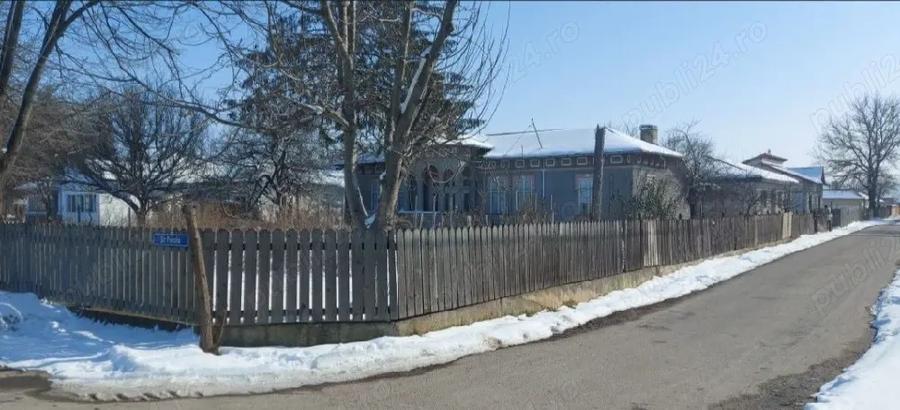 Vanzare casa in comuna Rose? - 2