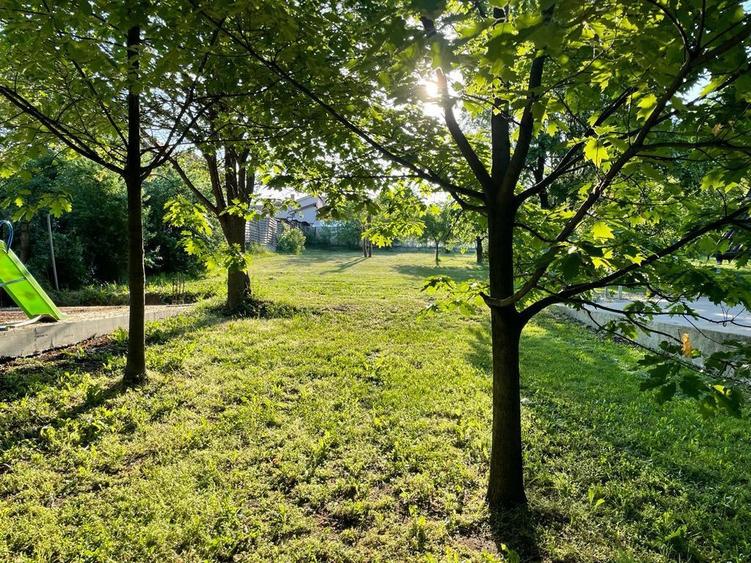 Casă individuală cu 4 camere cu Canalizare în Dealuri Oradea