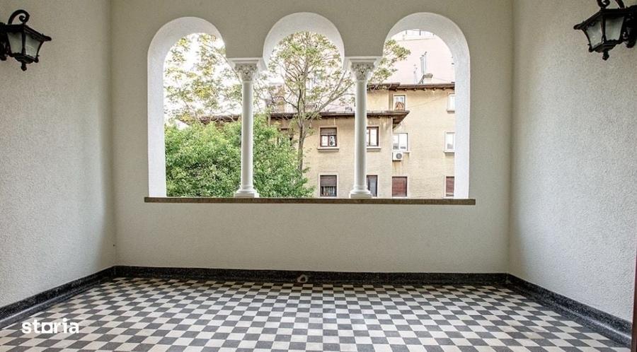 Casă cu 4 camere în Sud