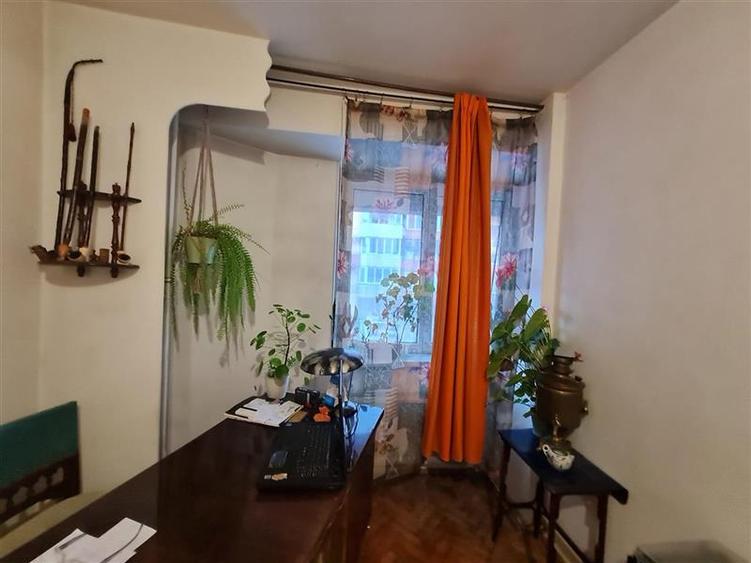 Decomandat pe 2 camere+ birou, etaj 1, Bulevardul Grivitei, Brasov - 21