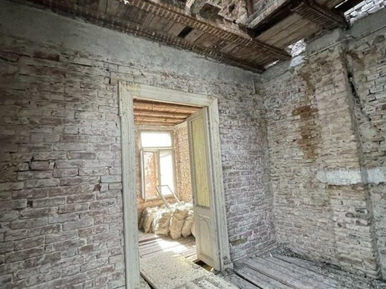 Imobil singur curte - Iulia Hasdeu 14 - de renovat. - 12