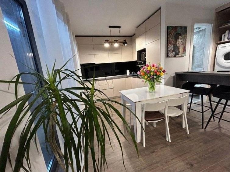 Studio Boutique cu Design Modern & Vedere Panoramică – Cloud9 - 4