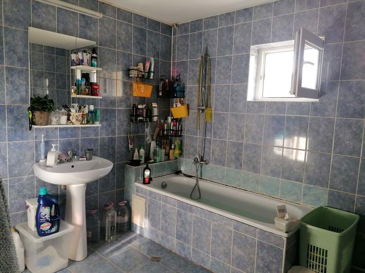 Vand apartament in casa - 6