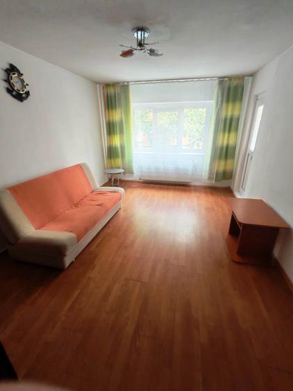 Apartament cu 2 camere decomandat în Rahova