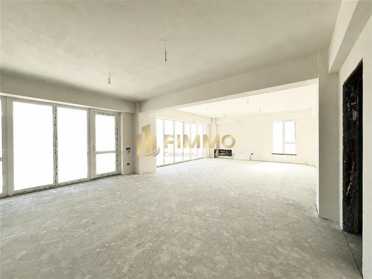 Spațiu comercial, de 132 mp, în Central