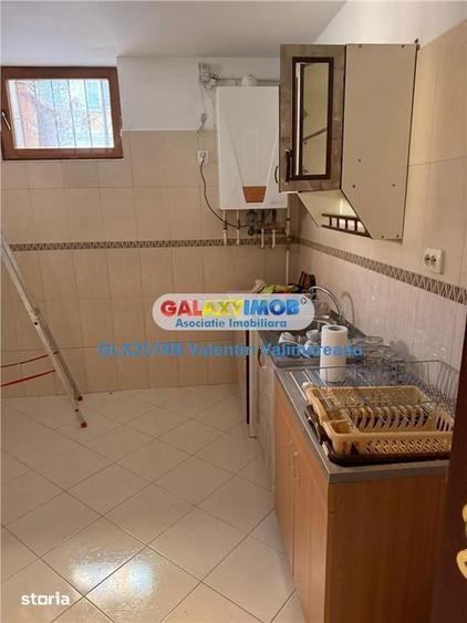 Apartament cu 3 camere decomandat în Cișmigiu