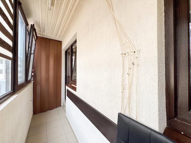 Apartament cu 2 camere semidecomandat, mobilat în Metalurgiei
