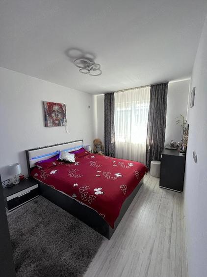 Casă cu Teren 200 Mp în Central