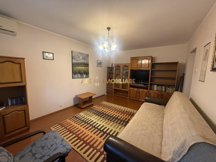Apartament cu 3 camere decomandat, mobilat în P-ța Reșița