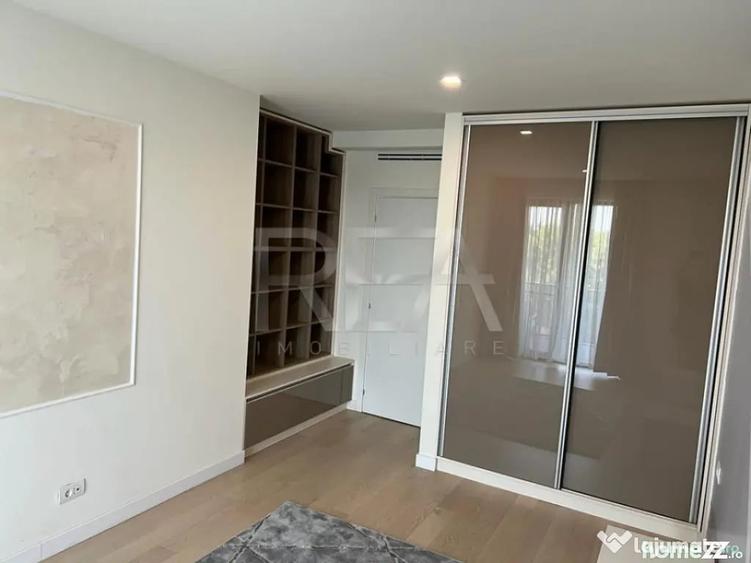 Apartament cu 4 camere decomandat în Pipera