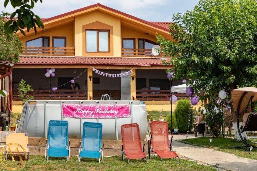Casă cu 4 camere cu Teren 3000 Mp în Central