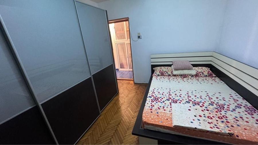 Apartament cu 3 camere decomandat în Ultracentral