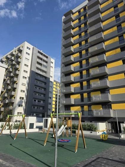 Apartament cu 2 camere semidecomandat, mobilat în Costin Georgian