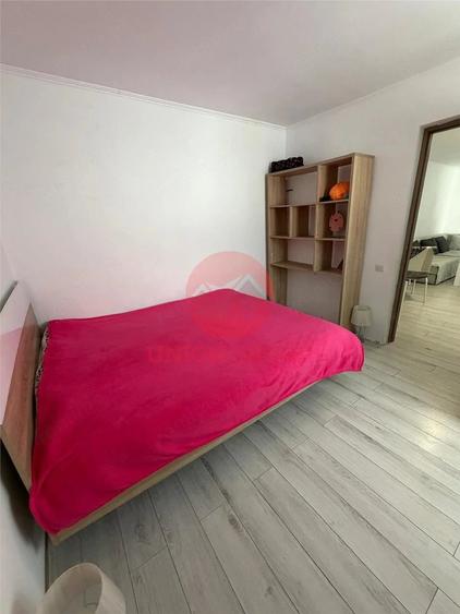 Casă cu 3 camere cu Teren 107 Mp în Delfinariu