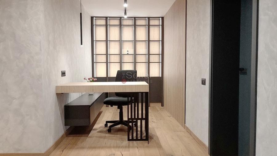 Apartament cu 3 camere decomandat, mobilat în Drumul Poienii