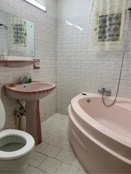 Apartament cu 4 camere decomandat în Crângași