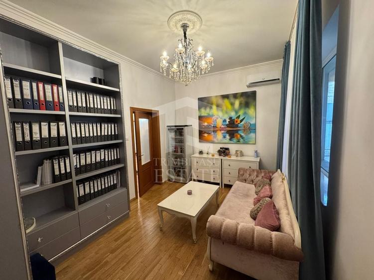 Spațiu comercial, de 160 mp, în P-ța Romană