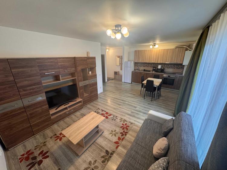 Apartament cu 2 camere decomandat în Lazaret